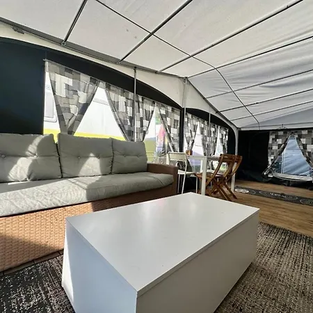 Kemping Molo Surf By Q4Camp Jastarnia Exterior photo
