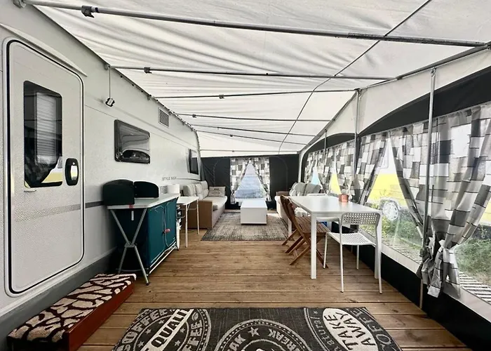 Kemping Molo Surf By Q4Camp